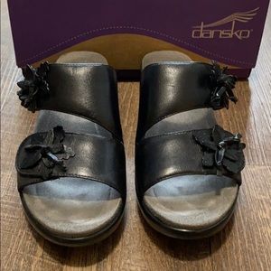 Dansko Slide On Sandal Size 38